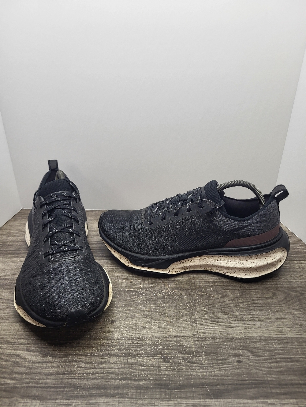 Nike ID Zoomx Invincible Run 3 DX5051 001 Women's Size 11 Road Running Shoes